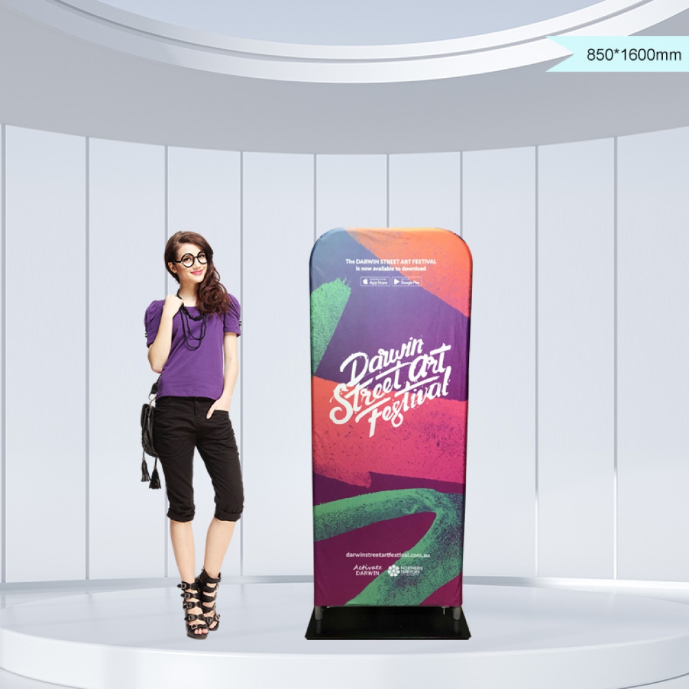 Tension-Fabric-Stands