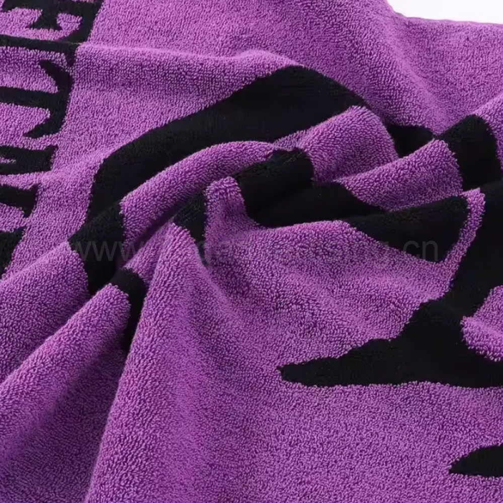 Microfiber Beach Towels – Lightweight, Sand-Free & Fast Drying